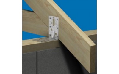Angle Brackets in Timber Construction